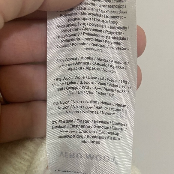 Vero Moda Cornelia Alpaca Wool Blend Puff Shoulder Sweater LIKE NEW size M - Picture 5 of 8